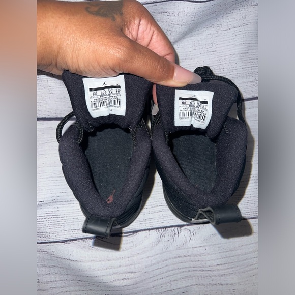 Air Jordan 12 Retro “Black and White Taxi” Toddler Boys💙Gently worn. - Picture 5 of 9